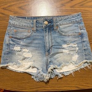 American Eagle women’s jean shorts
